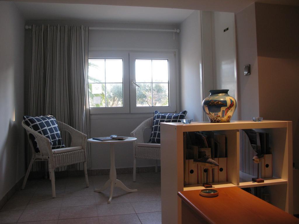Seaview Aparthotel Néa Poteídaia Eksteriør bilde
